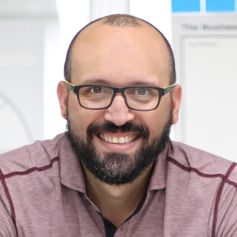 Speaker: Ruben Morales - Circle Image